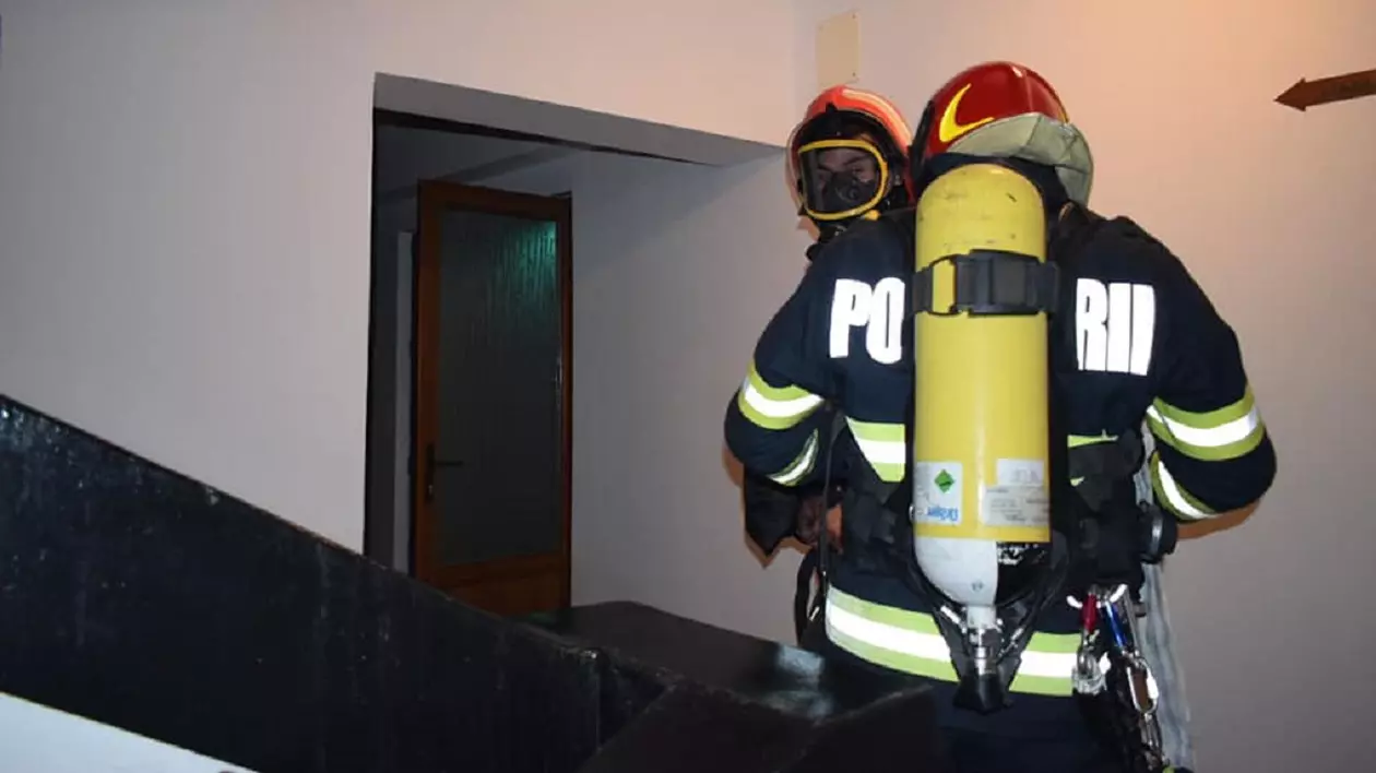 17 oaspeți care dormeau într-un hotel din Râmnicu Vâlcea, intoxicați cu insecticid, la 12 ore după deratizarea clădirii