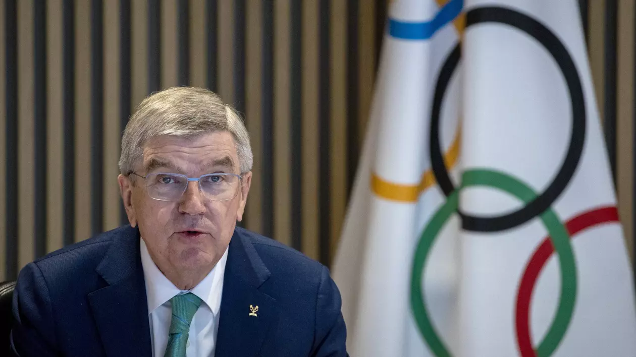 Președintele CIO, Thomas Bach, nu va asista la finala CM 2022, după ce s-a infectat cu COVID. „Este prima finală pe care o ratez din 1986”
