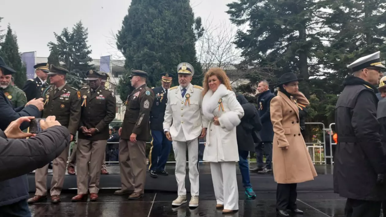 Ilie Năstase a participat la festivitățile de Ziua Națională de la Constanța, în uniforma de general