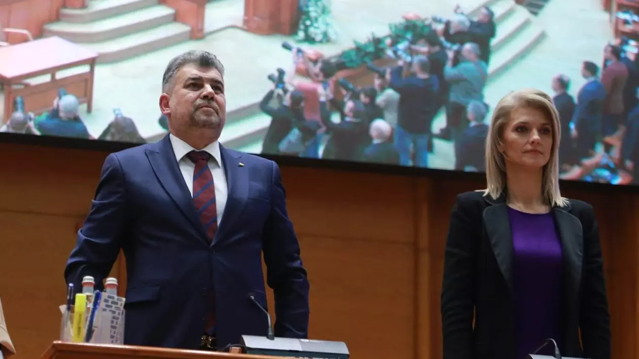 Schimb de replici la discursul Robertei Metsola în Parlament, între Marcel Ciolacu și Alina Gorghiu. Foto: Dumitru Angelescu / Libertatea