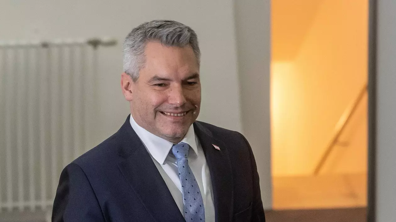 "Nu va exista nicio extindere Schengen cât timp frontiera externă nu e protejată". Noi declarații ale cancelarului austriac după blocarea României