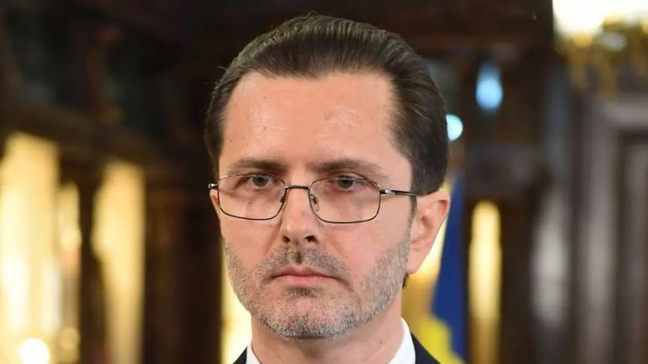 Vasile Bănescu, despre Halloween în România: „Un prilej de (im)pur divertisment, gustat de cei ce caută distracția cu lumânarea, adică aproape cu orice preț”