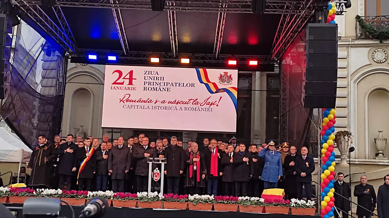 Nicolae Ciucă și Marcel Ciolacu, huiduiți și fluierați la Iași, de Ziua Unirii Principatelor
