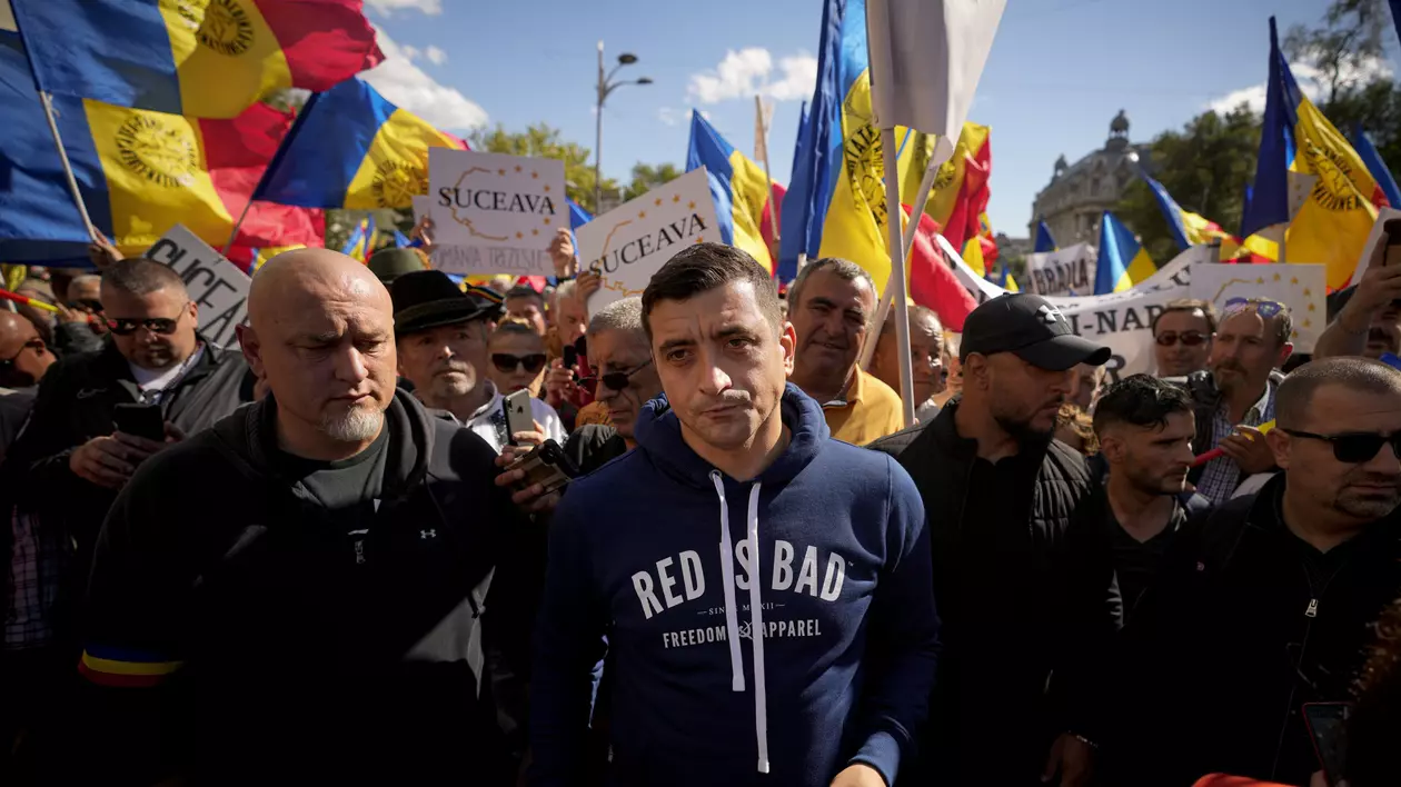 Servicii medicale de la AUR în TIR-uri de un milion de euro. Autoritatea care controlează partidele: „Nu este legal”