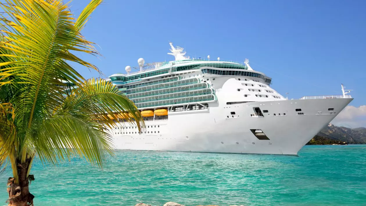 Navele de croazieră sunt pline de ruși. Cum evită restricțiile o mare firmă elvețiană de turism