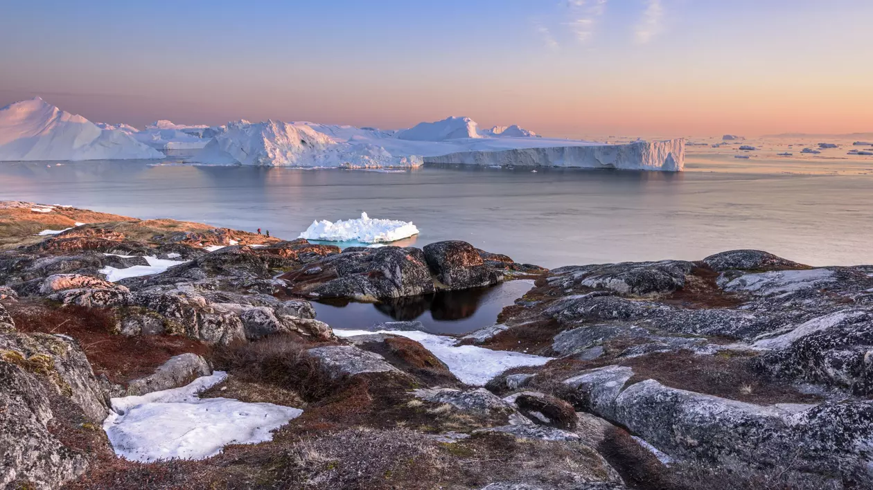 Cutia Pandorei cu virusuri zombie. Topirea Oceanului Arctic eliberează virusuri antice. Cât de îngrijorați ar trebui să fim?