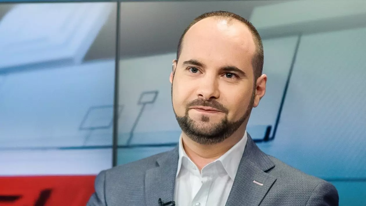 EXCLUSIV. De trei luni, conducerea PNL ascunde plângerile mai multor deputați care susțin că Silviu Mănăstire i-a amenințat, la o masă în oraș, că le face dosare cu serviciul secret al MAI. Povestește chiar inițiatorul petrecerii