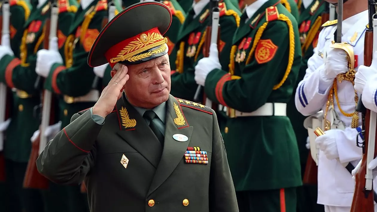 Încă o moarte suspectă în Rusia. Generalul Vladimir Makarov s-a sinucis, la scurt timp după ce a fost demis de Vladimir Putin