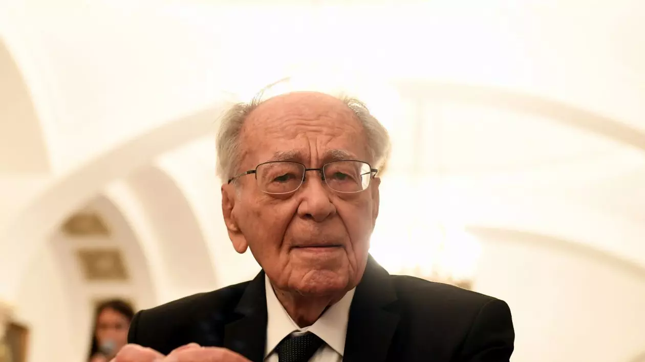 A murit Mihai Șora. Soția scriitorului și filozofului de 106 ani a anunțat decesul acestuia pe Facebook: „Ai fost fericire pură”
