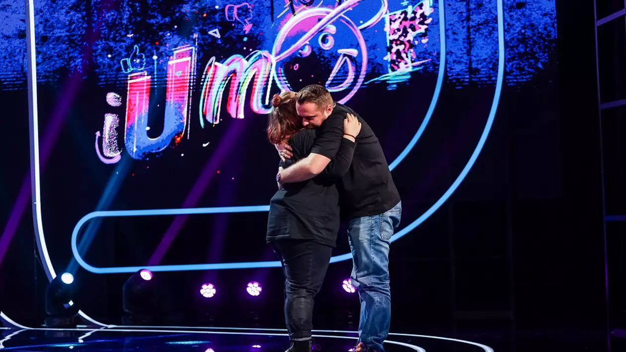 Jurații „iUmor”, impresionați de povestea unei concurente: „Am văzut-o la știri! Mi-era greu să cred că este în fața mea”
