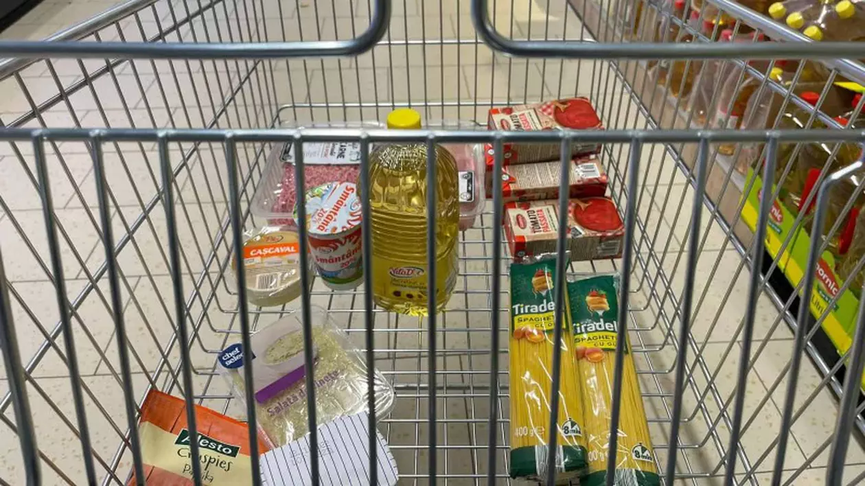 INS: Care sunt produsele care s-au ieftinit cel mai mult în ultimul an