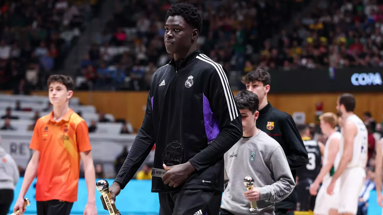 Baschetbalistul Mahamadou Landoure, de la Real Madrid, are 2,11 metri la 13 ani și a marcat 56 de puncte în finala Cupei Spaniei la juniori