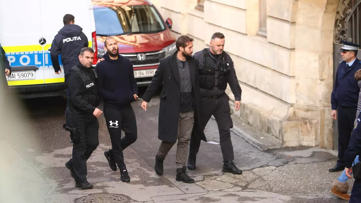 Frații Tristan și Andrew Tate rămân în arest. Curtea de Apel le-a respins contestația