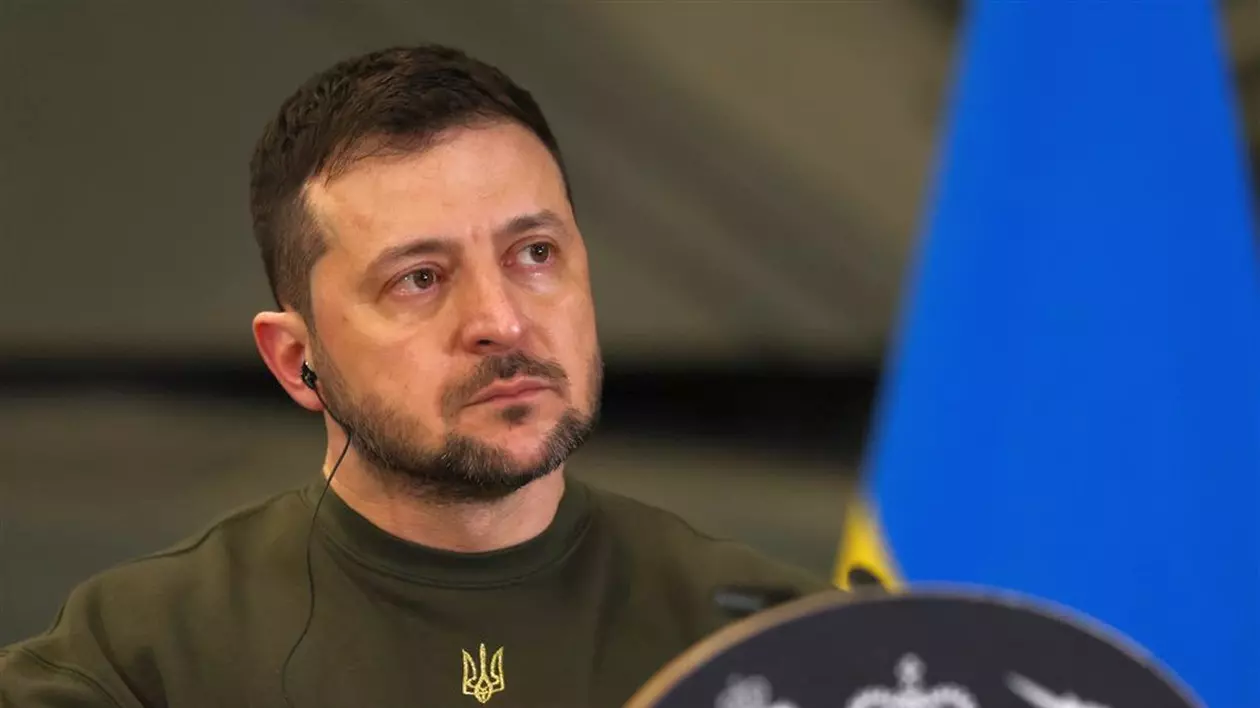 Zelenski: „Ucraina nu are niciun drept să cadă doar de dragul de a menţine o pace în Europa”. Foto: EPA