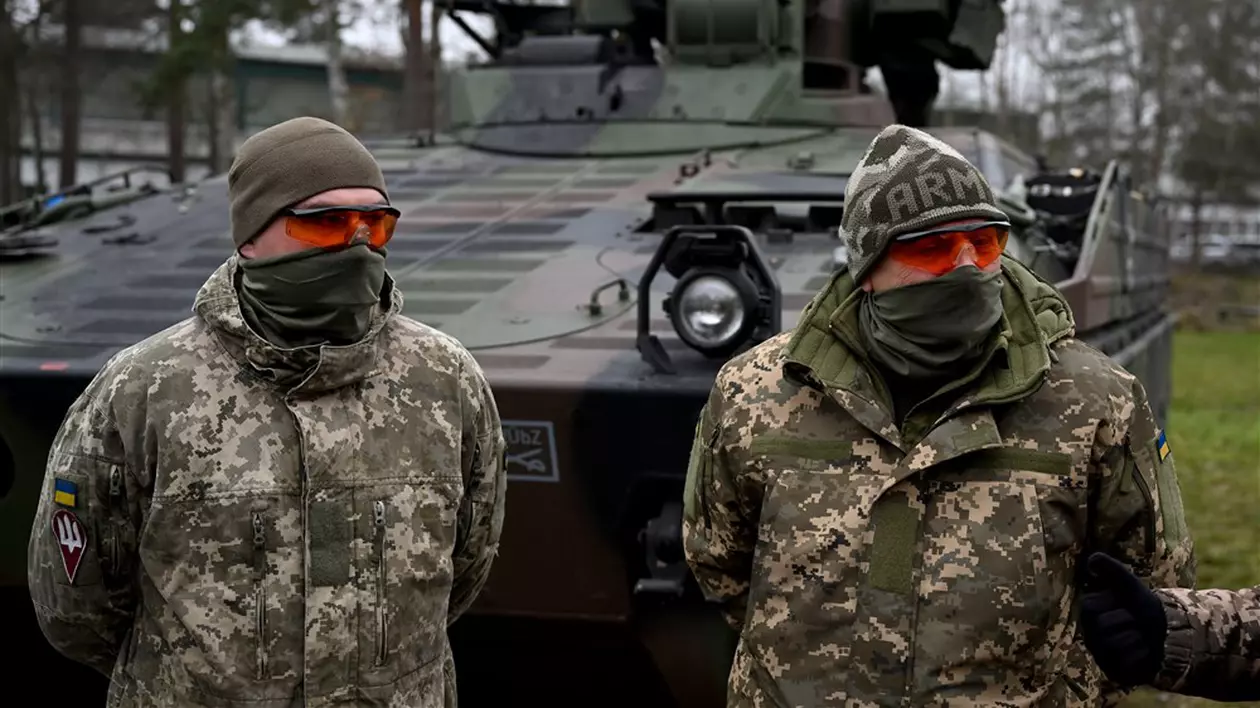 Kievul va avea "foarte curând" un batalion de tancuri Leopard 2, iar pregătirea tanchiștilor ucraineni pe aceste blindate s-a încheiat, anunță Polonia