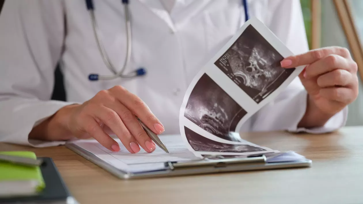 Drepturi în plus pentru familiile pacienților decedați în spitale. De acum, rudele au acces la dosarul medical. Regula e valabilă doar într-o singură situație