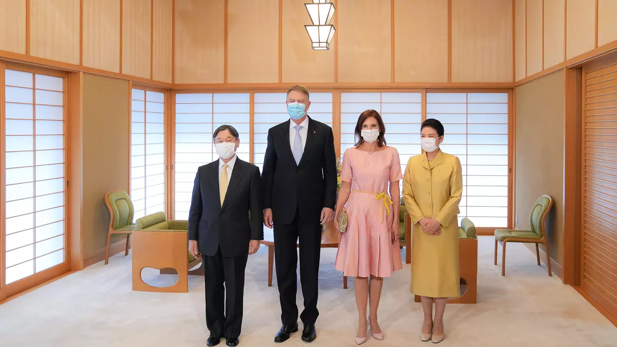 Klaus Iohannis s-a întâlnit cu împăratul Japoniei la Palatul Imperial din Tokyo