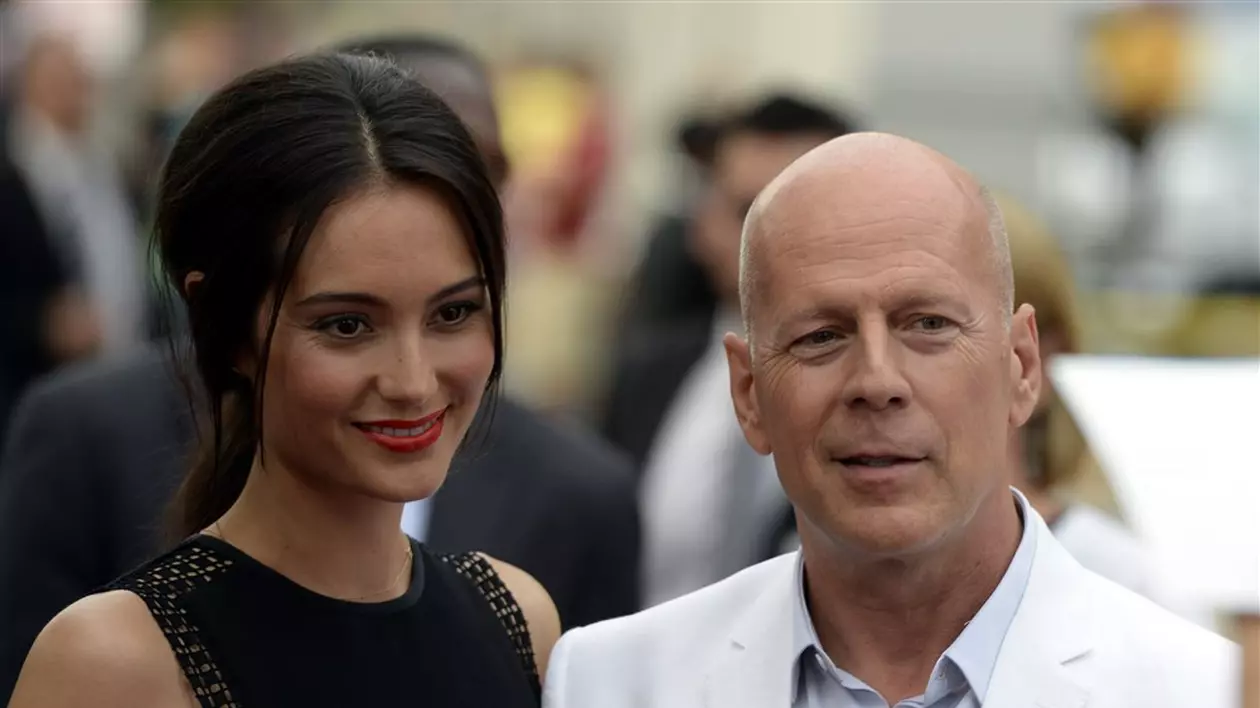 Mesajul transmis de soția lui Bruce Willis, diagnosticat cu demență, de ziua actorului: „Mi-am început ziua plângând”