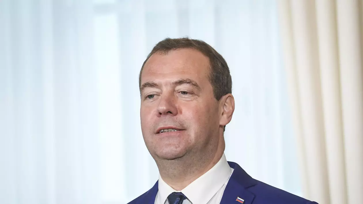 Medvedev amenință cu „apocalipsa nucleară”, pe măsură ce Ucraina primește arme tot mai distructive din Occident