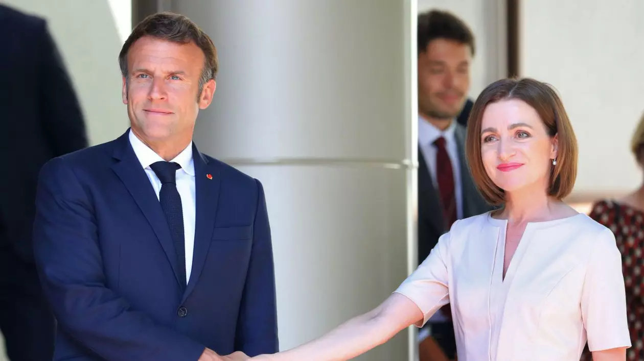 Macron i-a transmis Maiei Sandu că susţine Republica Moldova împotriva unor „tentative de destabilizare ruse”