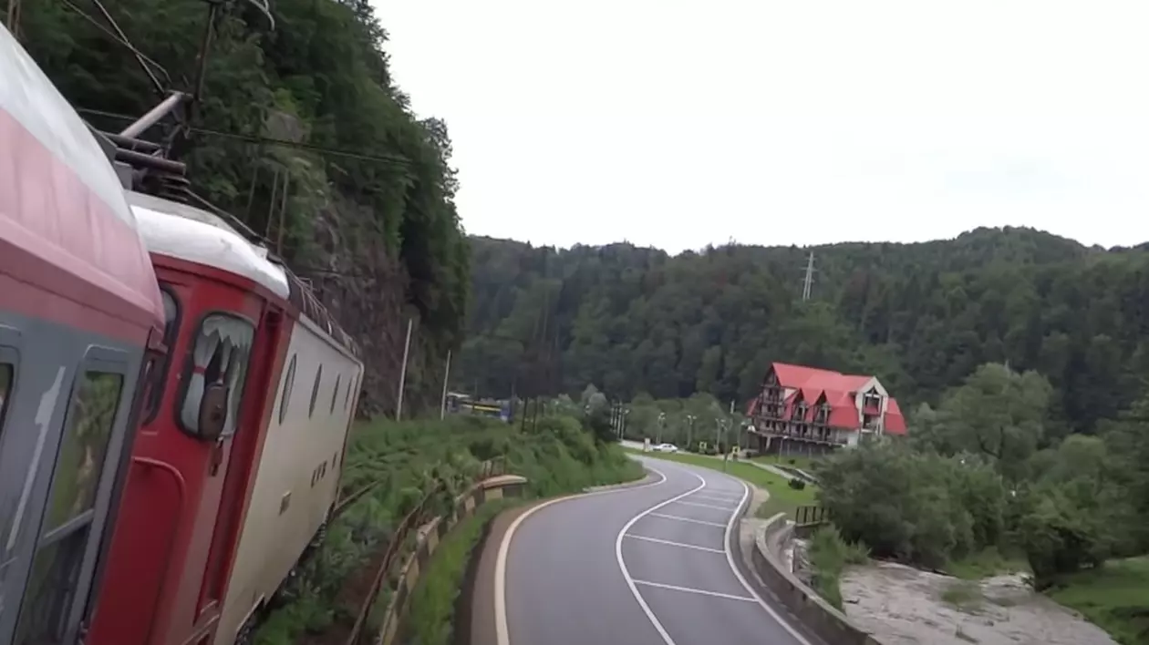 Locomotiva implicată în accidentul de sâmbătă seară, a treia care se strică în trei zile, la trenuri de Galați