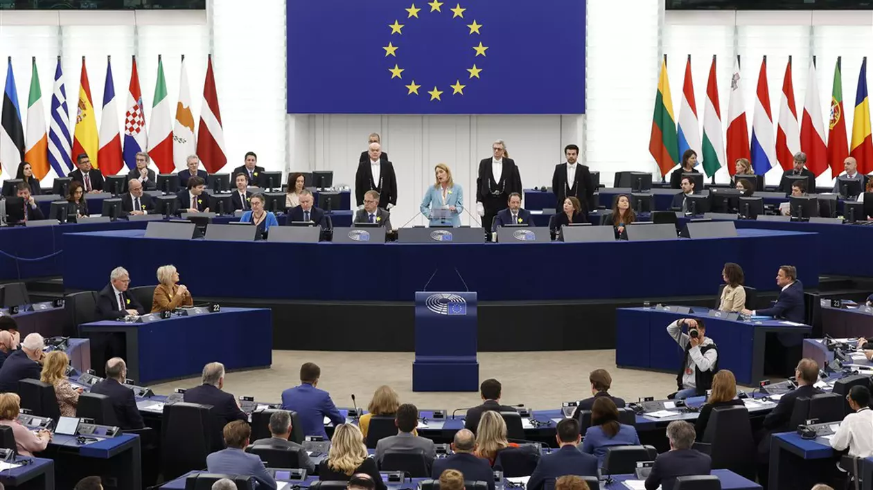 Parlamentul European cere începerea negocierilor de aderare a Republicii Moldova la UE până la finalul anului 2023