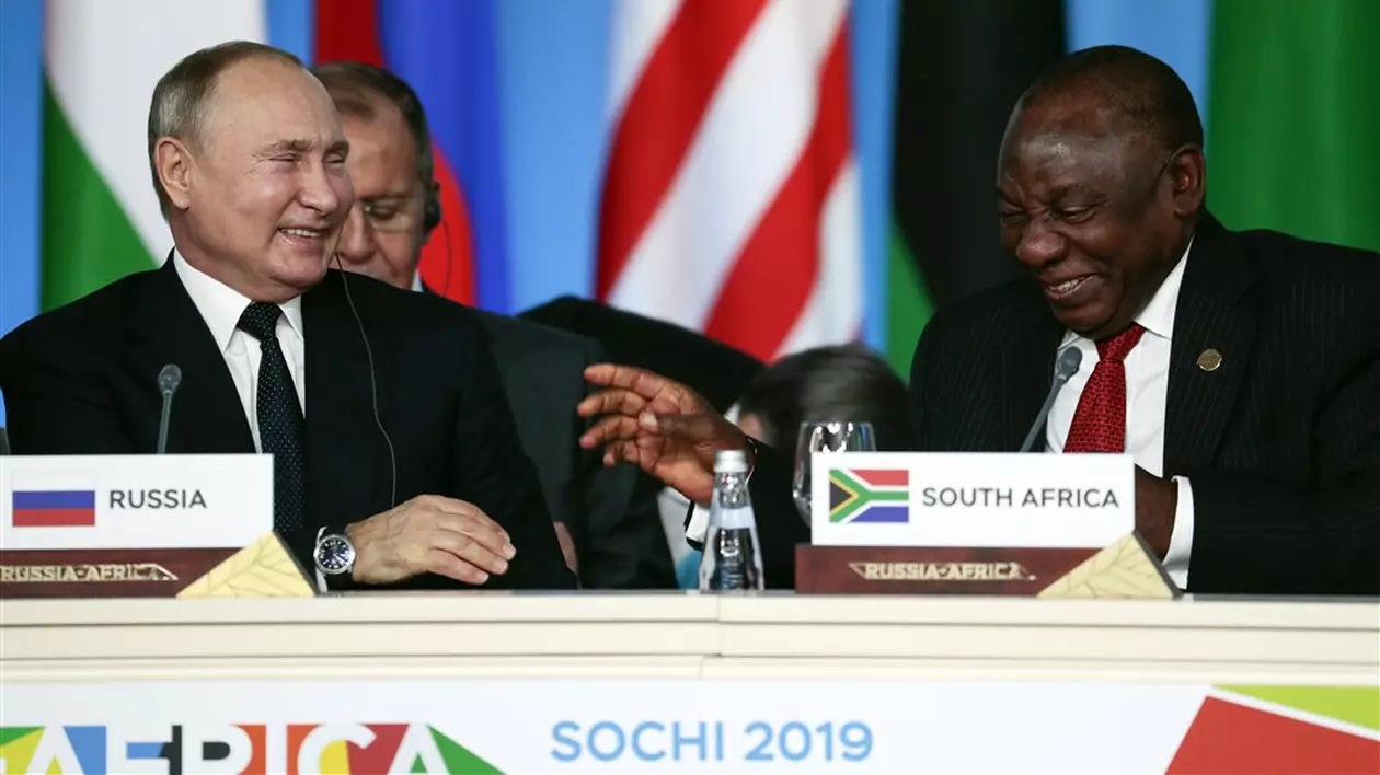 Primul semn că Putin nu va fi arestat dacă vine la summitul BRICS: partidul aflat la putere în Africa de Sud cere ca țara să se retragă din CPI