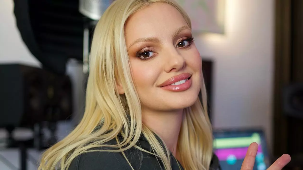 Alexandra Stan, cuplată de presa din Turcia cu un fotbalist mai mic decât ea. Cine e sportivul cu care se zvonește că se iubește