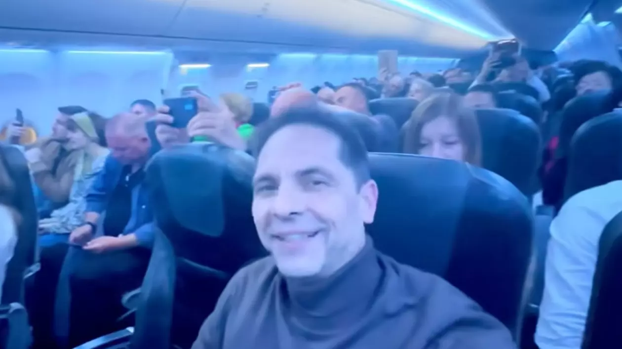 Dan Negru a filmat în avionul care venea de la Ierusalim și în care se cânta „Hristos a înviat din morți!”, în cursul aterizării pe Aeroportul Otopeni