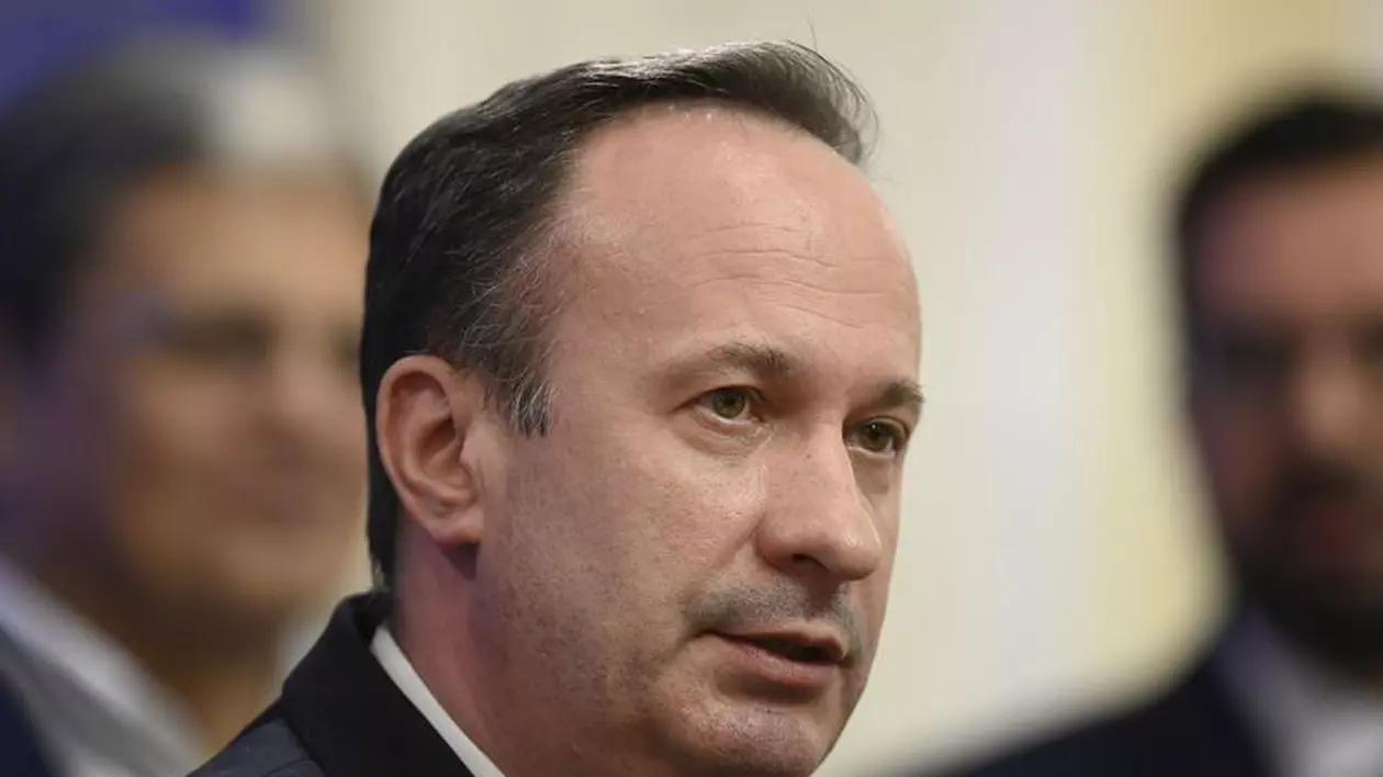 Ministrul finanțelor: „Nu se taie salarii, nu avem concedieri şi nu se umblă la investiţii şi la proiectele din fonduri europene şi PNRR”
