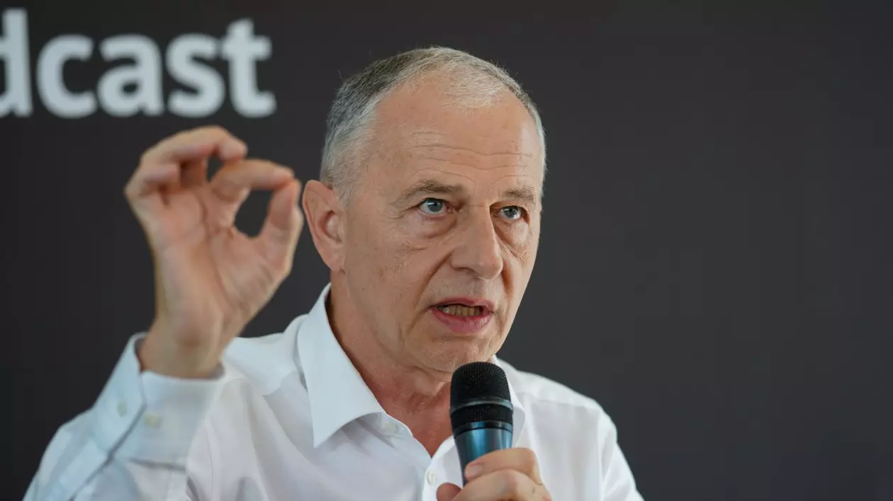 Mircea Geoană, despre acuzațiile că a plagiat în teza de doctorat: „Din seria caută până găsești și, dacă nu găsești, inventează”