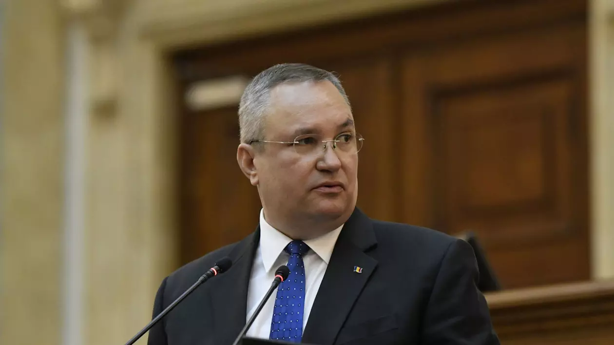 PressOne: Teza de doctorat a premierului Ciucă va putea fi analizată de Universitatea de Apărare, după ce dosarul penal pentru plagiat a fost închis