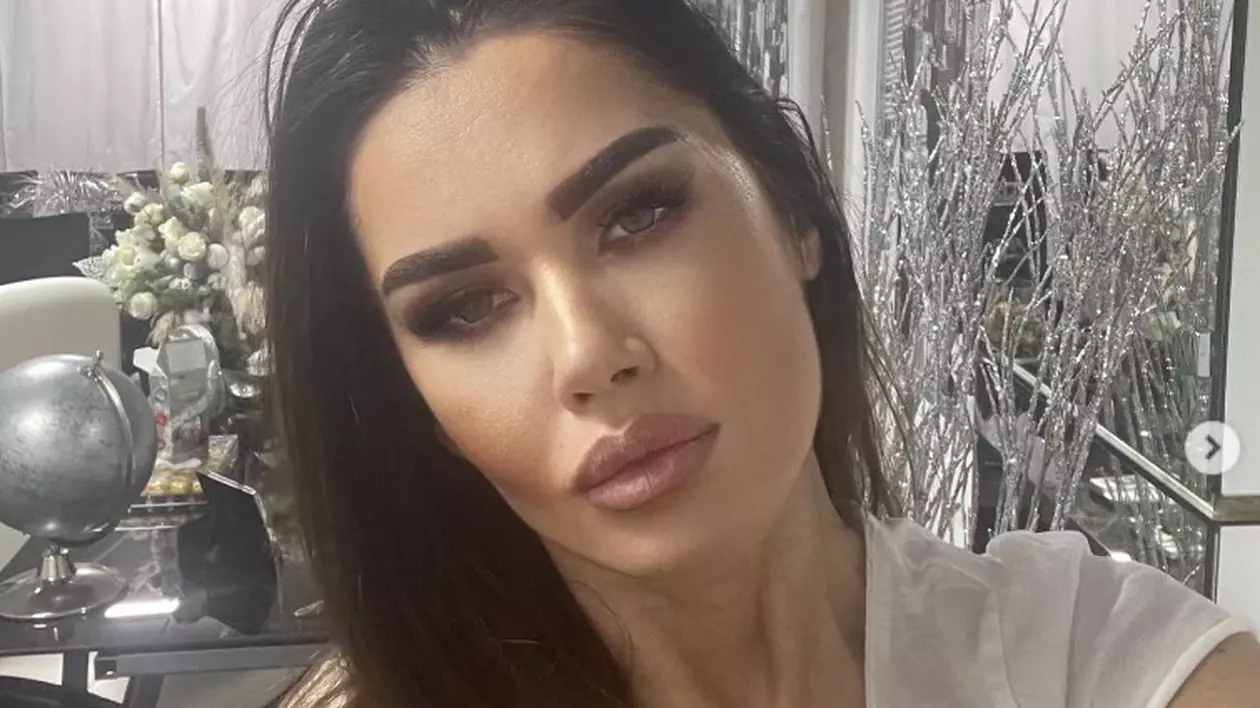 Oana Zăvoranu le-a cerut iertare public vedetelor pe care le-a jignit: „Am râs de ele în emisiunea mea și nici măcar nu am câștigat bani sau faimă”