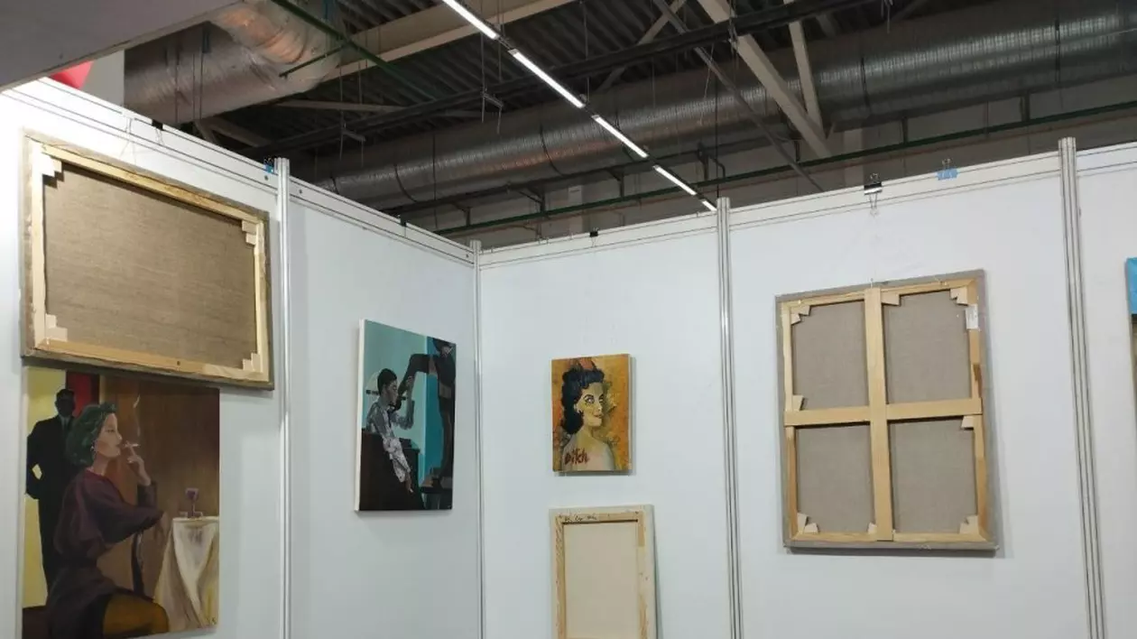 Picturi interzise la expoziția de artă „Vino în număr mare” din Perm, pentru „insulte aduse credincioșilor”