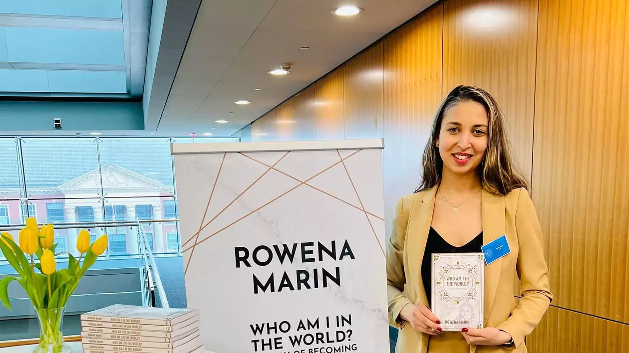 Rowena Marin la New York