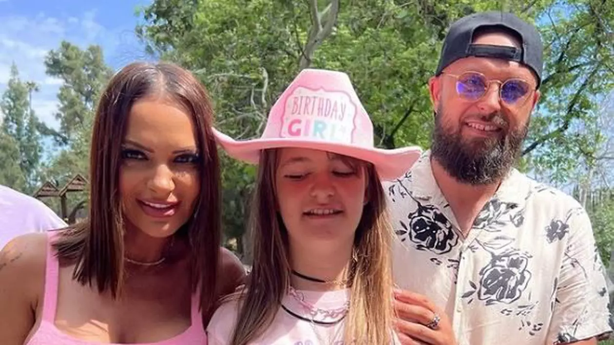 Andreea Antonescu, Sienna și Traian Spak