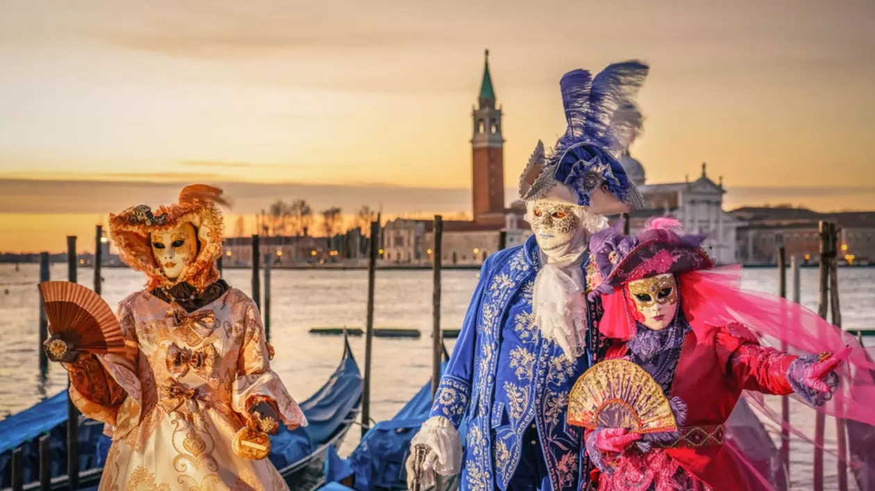 Ce înseamnă când visezi carnaval
