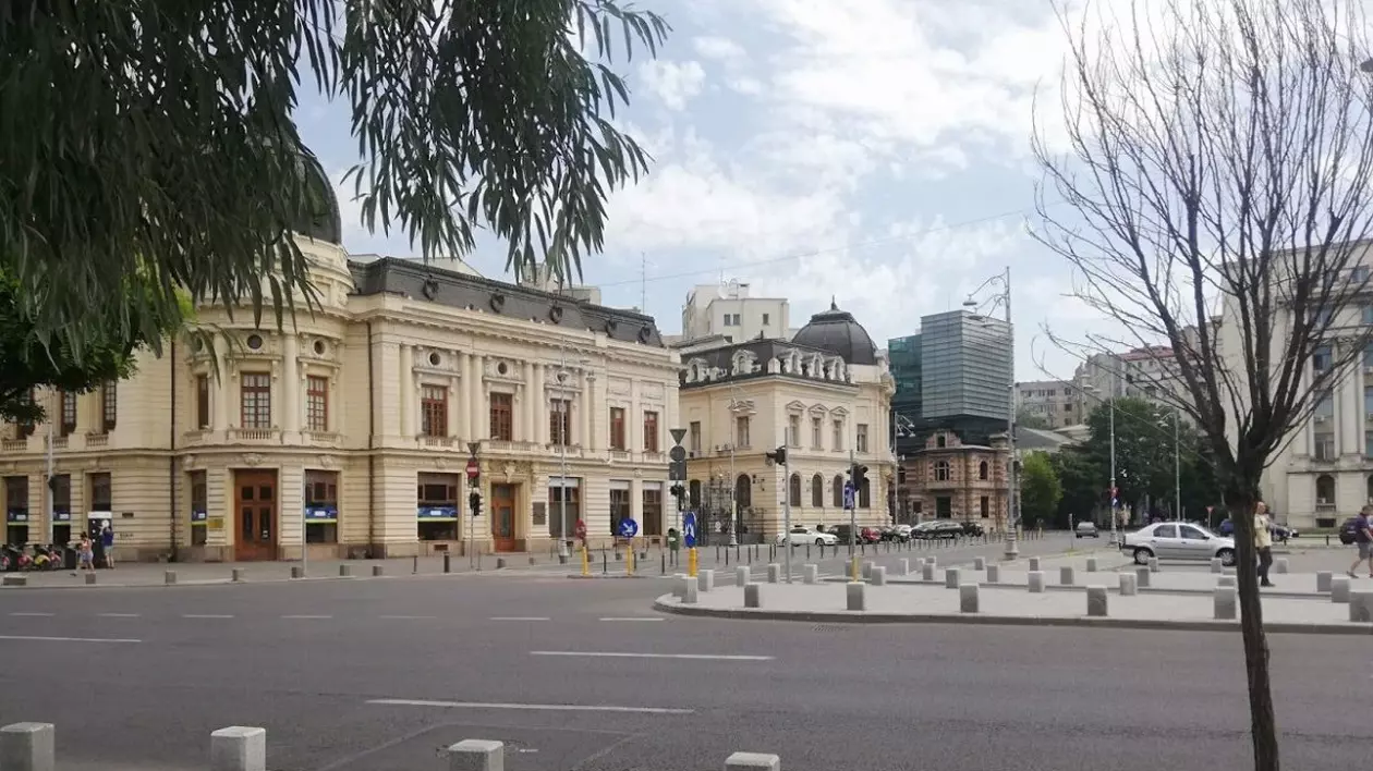 Piața Revoluției din Bucureşti, exclusiv pietonală, propune viceprimarul Bujduveanu