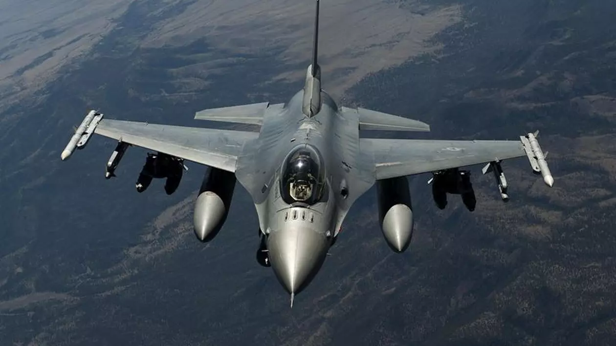 Rusia anunță „riscuri colosale” pentru țările occidentale, după ce SUA au transmis că sunt dispuse să livreze Ucrainei avioane F-16