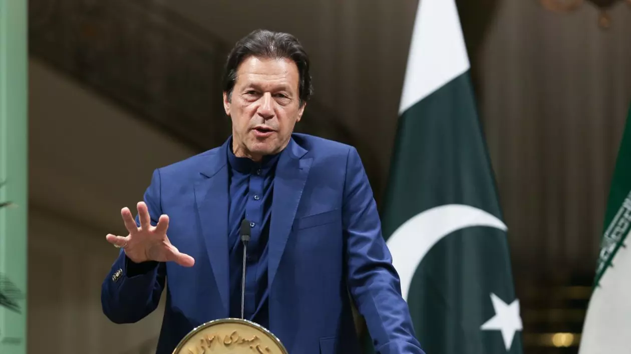 Fostul premier pakistanez Imran Khan, condamnat la 10 ani de închisoare într-un caz în care a fost acuzat de divulgarea unor secrete de stat