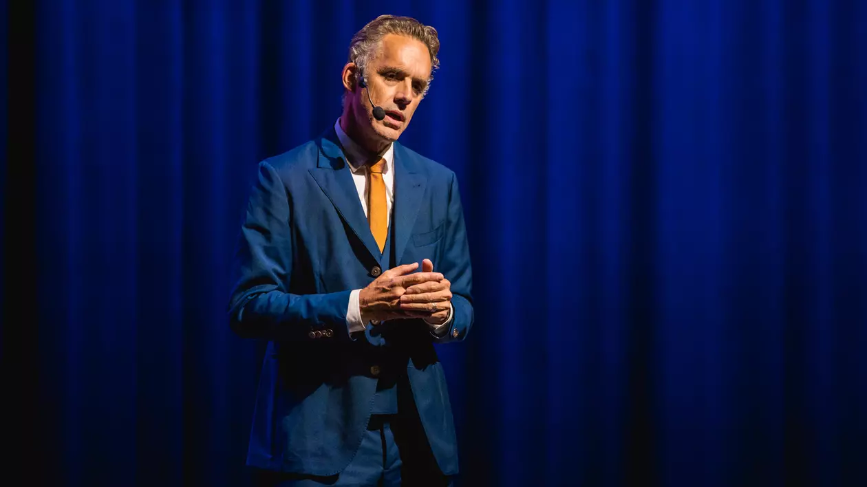 Autorul canadian Jordan Peterson, în România: „Astăzi, un parlamentar mi-a spus că 70% din legi sunt elaborate la Bruxelles. O idee foarte proastă”