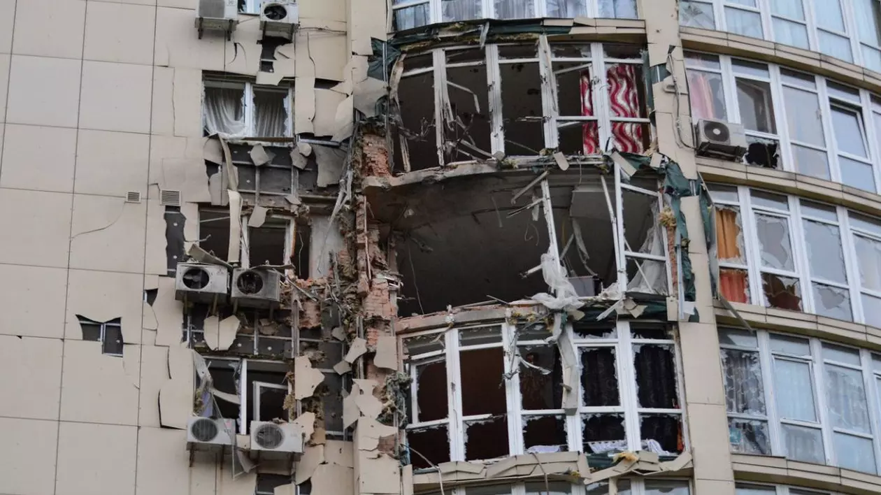 Război în Ucraina, ziua 439 | Un nou val de atacuri asupra Ucrainei. Depozit cu ajutoare umanitare al Crucii Roșii, distrus în Odesa