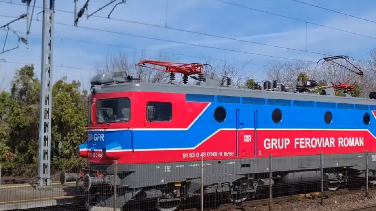 Un tânăr de 20 de ani s-a urcat într-o locomotivă în Gara Medgidia, a pornit-o și a mutat-o pe altă linie