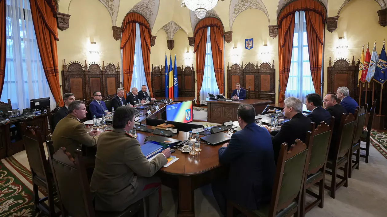 Deși suntem o țară medie, România se comportă ca o putere mică. De ce?