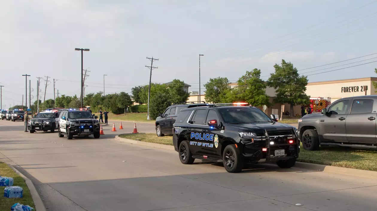 Un băiețel de 4 ani din Texas și-a împușcat accidental frățiorul de 1 an cu un pistol despre care credea că e de jucărie