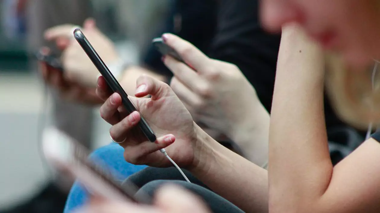 Cinci moduri prin care poți scăpa de dependența de telefon