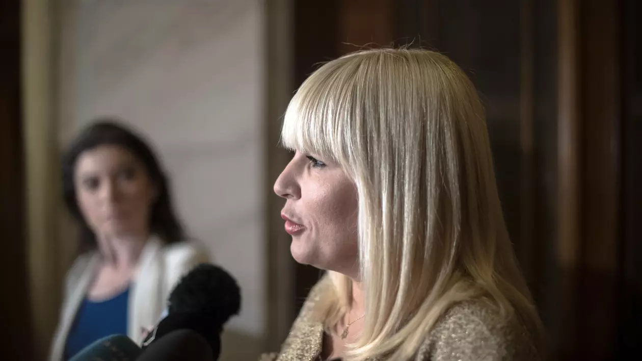 Curtea Supremă amână a cincea oară verdictul final pentru Elena Udrea şi Ioana Băsescu în dosarul finanțării campaniei din 2009 a lui Traian Băsescu