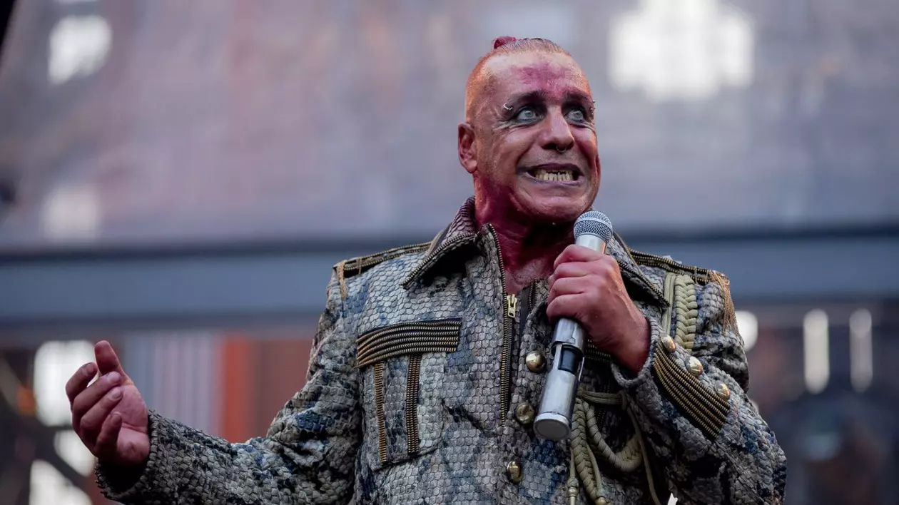 Guvernul german cere protejarea femeilor la concertele trupei Rammstein, după acuzaţiile de agresiune sexuală
