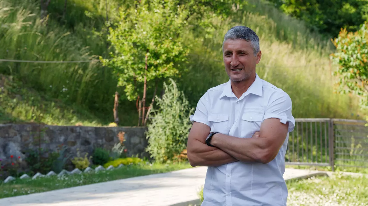 REPORTAJ. „Vin an de an din cea mai fericită țară din lume să fiu fericit la mine acasă. Acolo, viața e atât de simplă, că pare plictisitoare”. Cele 24 de veri ale lui Vasile, românul mai cunoscut în Finlanda decât aici