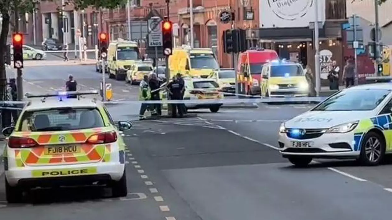„Incident major” în Nottingham. Trei persoane au fost găsite moarte, o dubă a lovit alte trei persoane